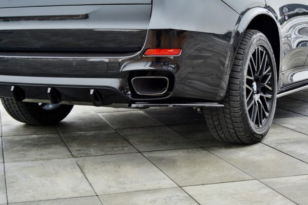 Maxton - BMW 5 X5 F15 M50d 2013-2018 SPLITTERS BAK Glossy  (Passer kun sammen med diffuser BM-X5-15-M-RS1)