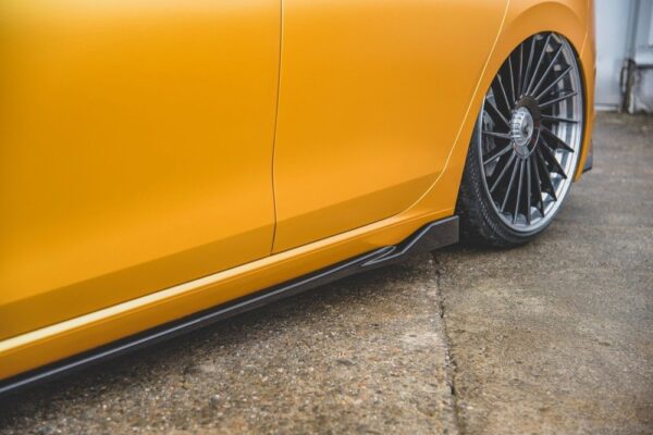 Maxton - VW GOLF 8 2019 -  SIDESKJØRT V2 Glossy