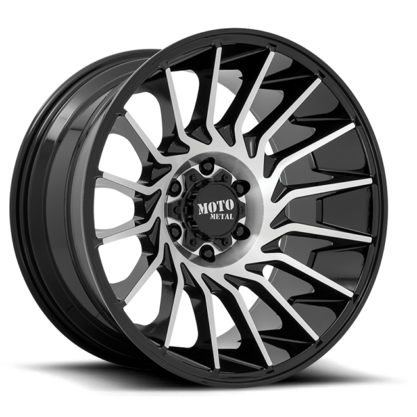 Moto Metal - MO807 | 22x12 | 8x165.1 | ET -44